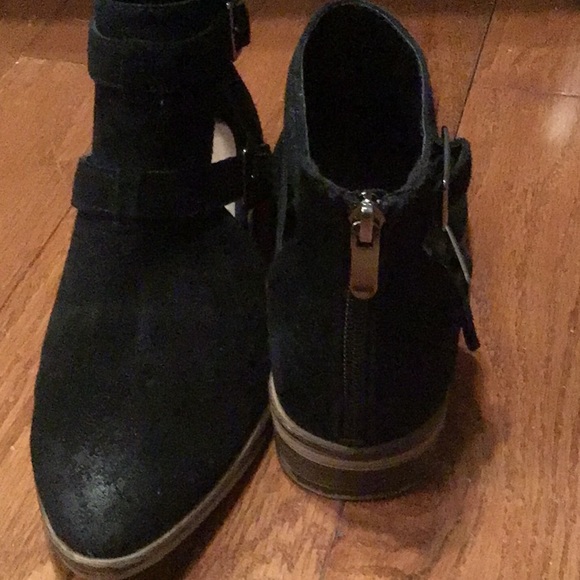 Chinese Laundry Booties - Picture 5 of 7